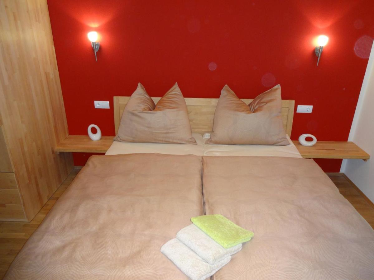 "Nature Erleben" Appartement & Komfortzimmer Фельден-ам-Вёртер-Зе Экстерьер фото